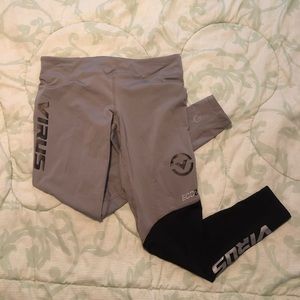 Virus leggings